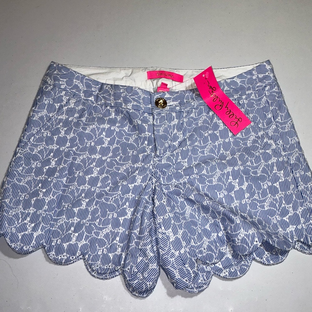 Lilly Pulitzer Blue and White Scallop Hem Shorts